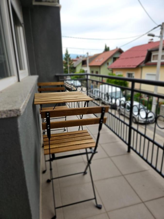Comfort Rooms Remiza - Free Private Parking - Self Check-In Zagreb Exterior photo